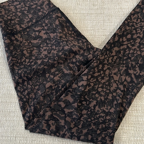 New Lululemon Leggings - Picture 3 of 11